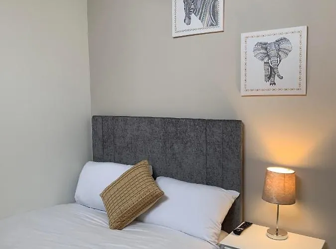 Eyre Square Lane Apartment *