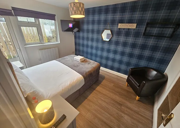 Eyre Square Lane * Galway